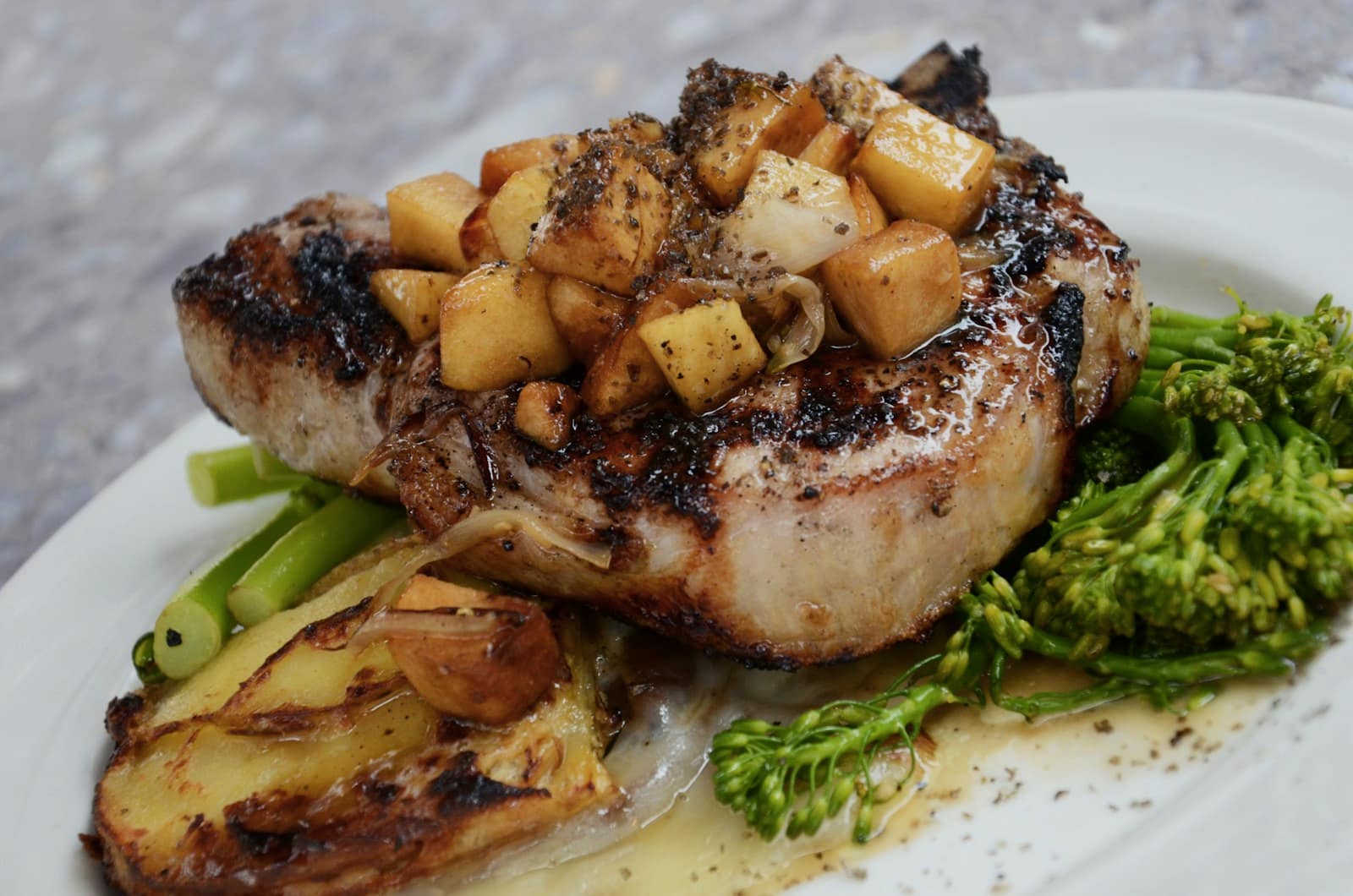 Segundo plato a la brasa